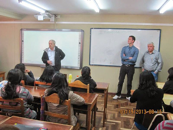 Reach Out And Learn Public Health Training at the Cusco, Peru medical school